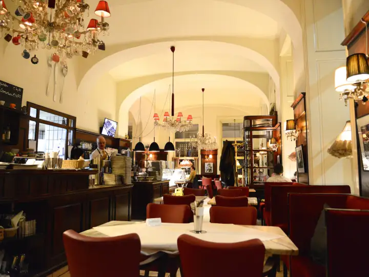 Café Diglas in der Wollzeile, eine klassische Adresse für Frühstück in Wien