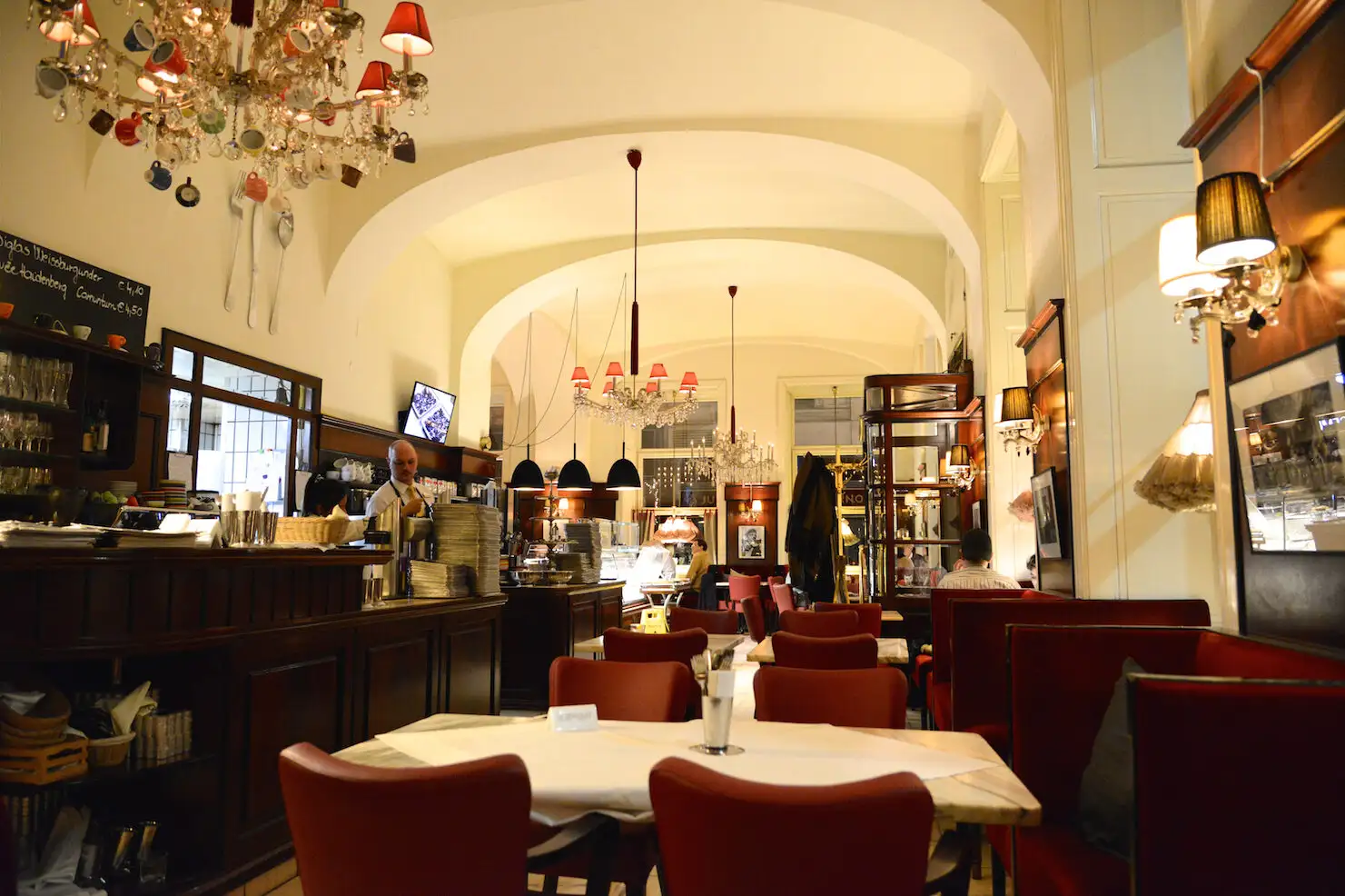Café Diglas in der Wollzeile, eine klassische Adresse für Frühstück in Wien