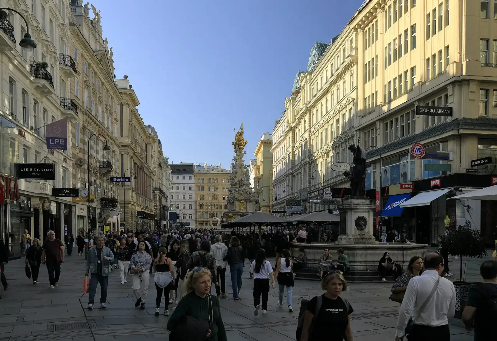 Der Graben mit Leopoldsbrunnen und Pestsäule