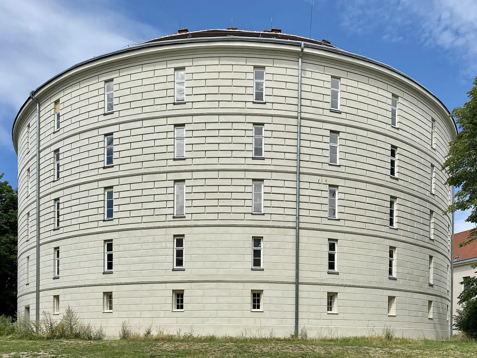 Der runde Narrenturm am Campus der Universität Wien