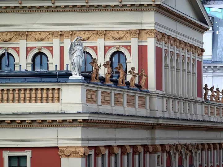 Fassade des Musikvereins, Schauplatz großer Konzerte in Wien im Oktober
