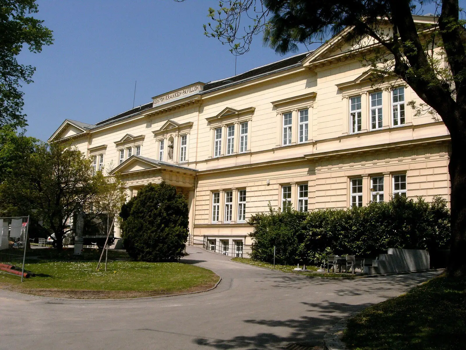 Neue Restaurants in Wien: das sophie7 im Kenyon-Pavillon des ehemaligen Sophienspitals