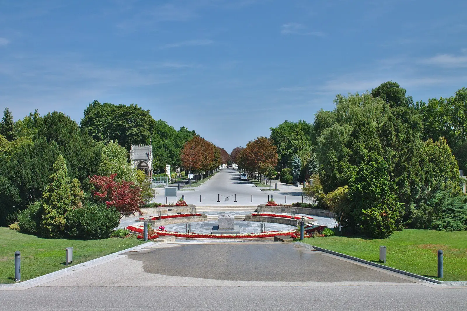 Präsidentengruft und Tor 2 am Wiener Zentralfriedhof