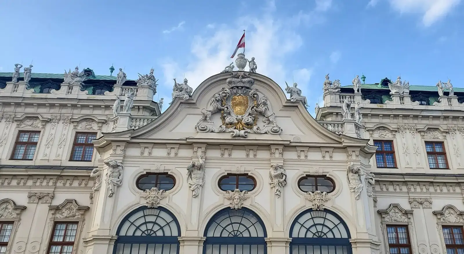 Schloss Belvedere mit dem Barockgarten