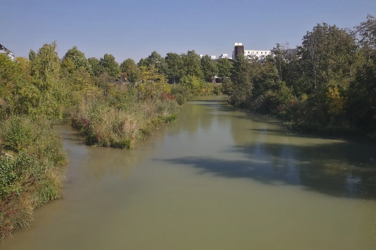 Weg am Marchfeldkanal in Floridsdorf